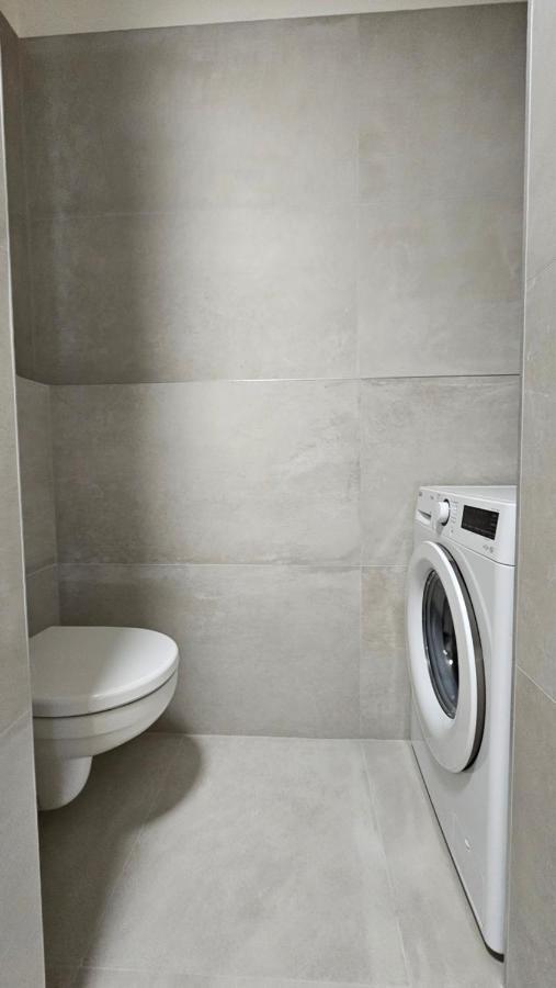 2 Room Apartment, New Building, Bosakova Street, 29 브라티슬라바 외부 사진