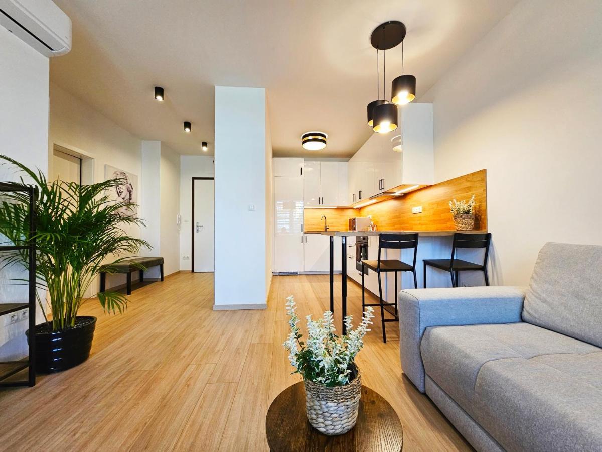 2 Room Apartment, New Building, Bosakova Street, 29 브라티슬라바 외부 사진